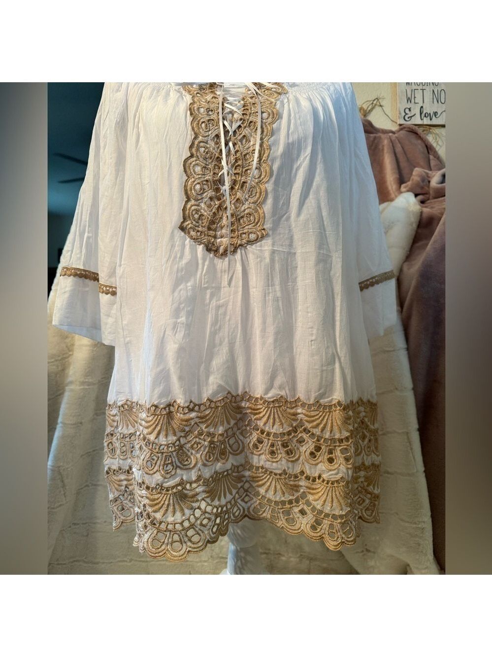 Boston Proper Top with Embroidery Details on bottom and sleeves Size S NWT - Picture 5 of 17